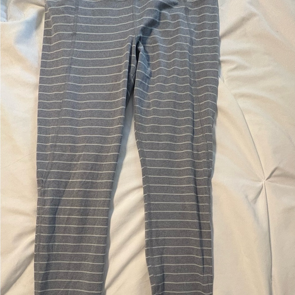 Athleta Heather Grey and White Stripped Leggings